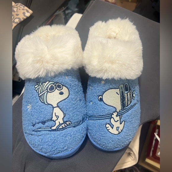 American Eagle Ski Scuff Slippers - Picture 5 of 16